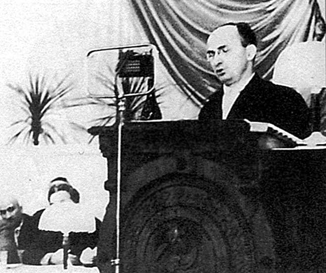 Берия, последний рыцарь Сталина i_006.jpg