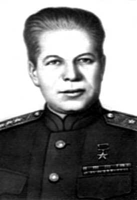 Берия, последний рыцарь Сталина i_031.jpg