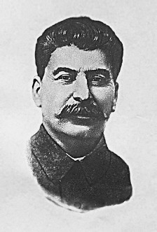 Кто заставил Гитлера напасть на Сталина i_006.jpg