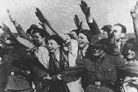 Кто заставил Гитлера напасть на Сталина i_019.jpg