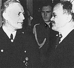 Кто заставил Гитлера напасть на Сталина i_024.jpg