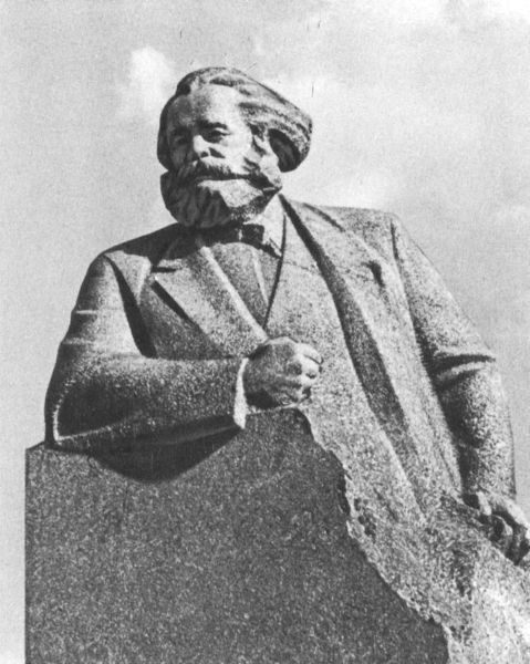 С путеводителем по Москве i_017.jpg