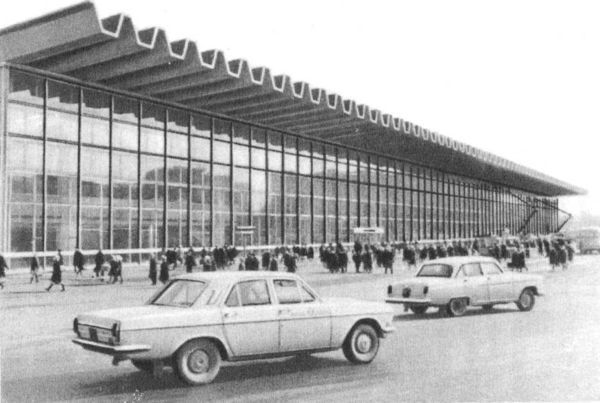 С путеводителем по Москве i_042.jpg