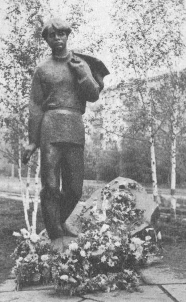 С путеводителем по Москве i_067.jpg