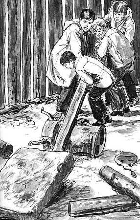 The Mystery of the Headless Horse i_006.jpg