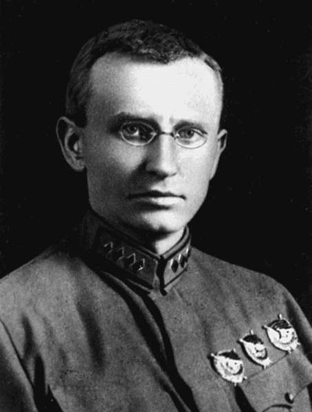 1937 год: Элита Красной Армии на Голгофе i_018.jpg