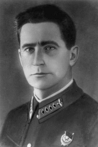 1937 год: Элита Красной Армии на Голгофе i_029.jpg