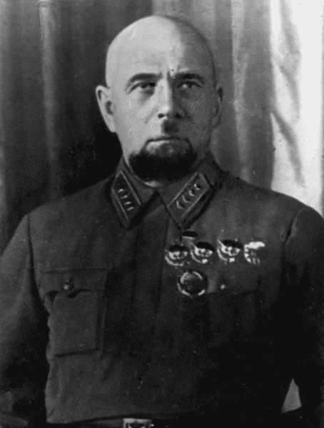 1937 год: Элита Красной Армии на Голгофе i_031.jpg