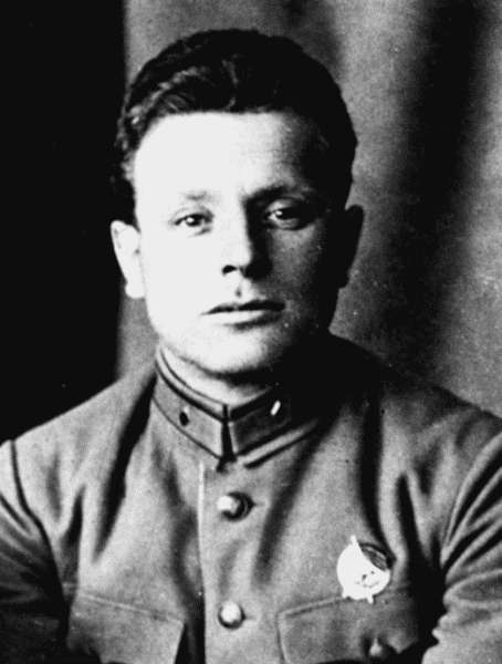 1937 год: Элита Красной Армии на Голгофе i_043.jpg