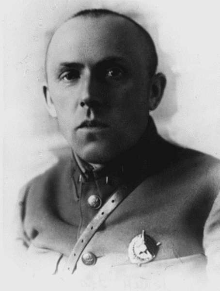 1937 год: Элита Красной Армии на Голгофе i_049.jpg