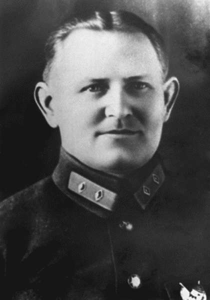 1937 год: Элита Красной Армии на Голгофе i_052.jpg
