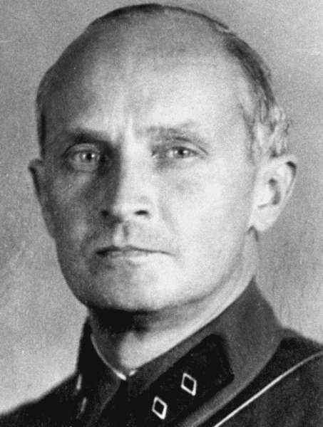 1937 год: Элита Красной Армии на Голгофе i_054.jpg