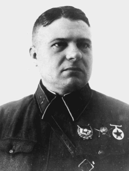 1937 год: Элита Красной Армии на Голгофе i_057.jpg