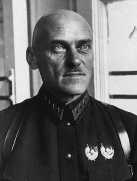1937 год: Элита Красной Армии на Голгофе i_062.jpg