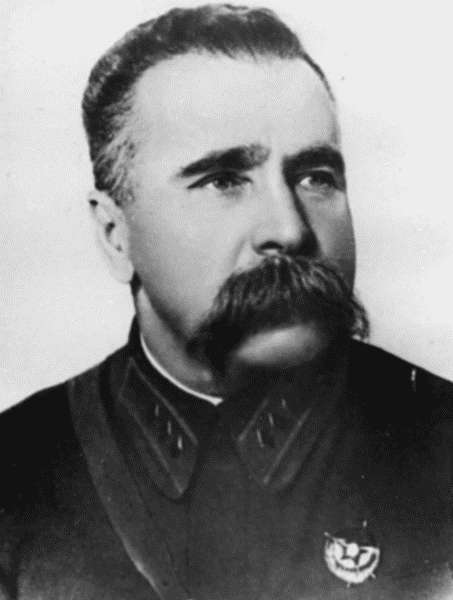 1937 год: Элита Красной Армии на Голгофе i_063.jpg