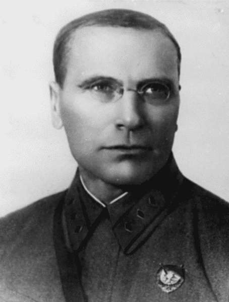 1937 год: Элита Красной Армии на Голгофе i_065.jpg