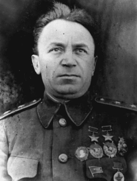 1937 год: Элита Красной Армии на Голгофе i_067.jpg