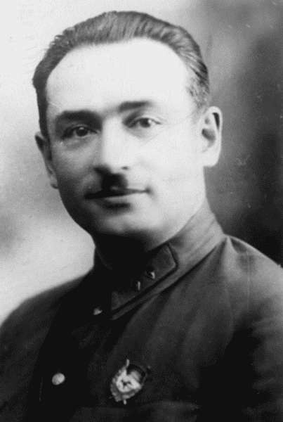 1937 год: Элита Красной Армии на Голгофе i_074.jpg