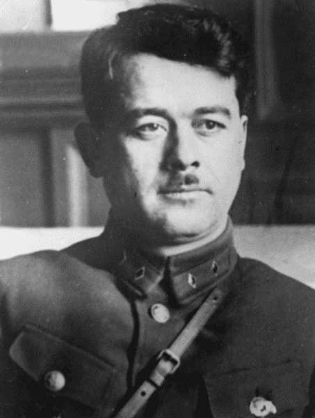 1937 год: Элита Красной Армии на Голгофе i_075.jpg