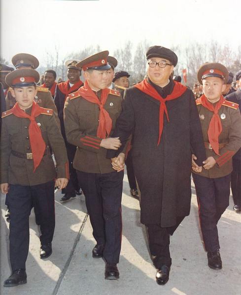 Северная Корея. Эпоха Ким Чен Ира на закате i_029.jpg