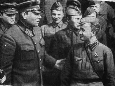 Полководцы и военачальники Великой Отечественной. (Выпуск 3) i_022.jpg