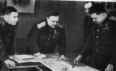 Полководцы и военачальники Великой Отечественной. (Выпуск 3) i_023.jpg