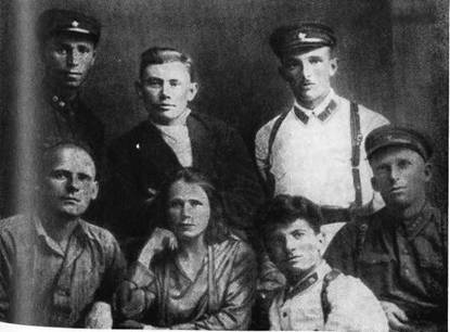 Полководцы и военачальники Великой Отечественной. (Выпуск 3) i_028.jpg