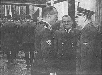 Человек за спиной Гитлера imgD2C7.png