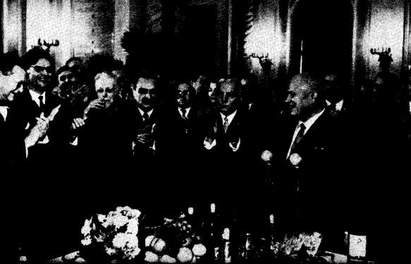 Рассказы о товарище Сталине и других товарищах Suslov_Priem_v_Kremle.jpg