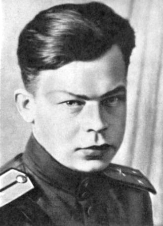 Трое спешат на войну. Пепе – маленький кубинец i_002.jpg