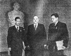 Апостолы атомного века. Воспоминания, размышления pic_14.jpg