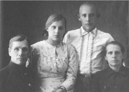 Записки летчицы У-2. Женщины-авиаторы в годы Великой Отечественной войны. 1942–1945 i_006.jpg