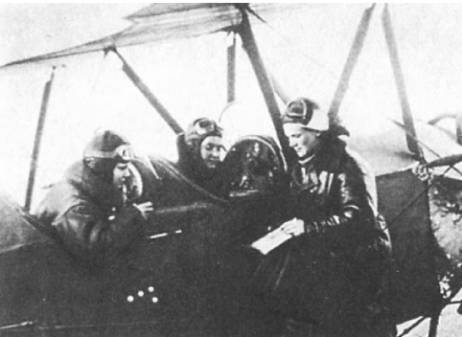 Записки летчицы У-2. Женщины-авиаторы в годы Великой Отечественной войны. 1942–1945 i_016.jpg