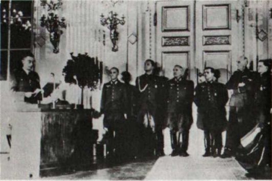 Предательство и измена. Войска генерала Власова в Чехии. i_019.jpg