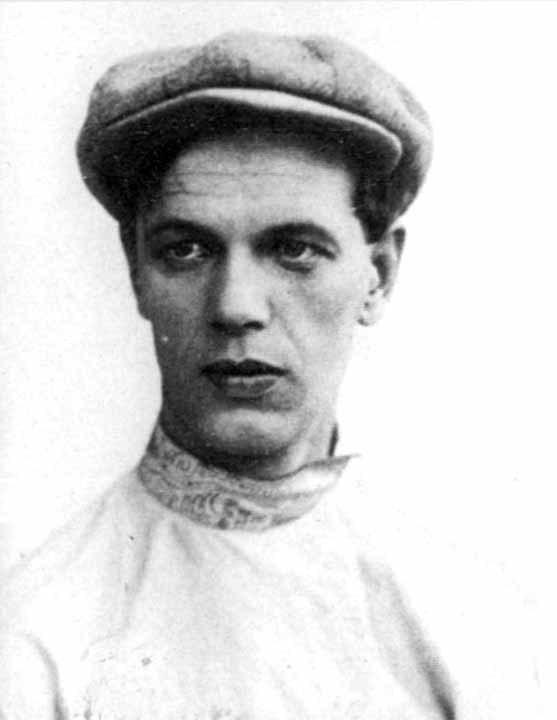 Пьесы. Интермедии. Письма. Документы. Воспоминания современников i_033.jpg