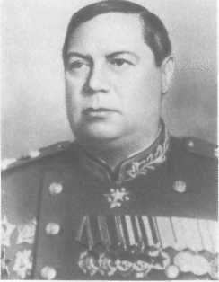 У Кремлевской стены (сборник) i_135.jpg