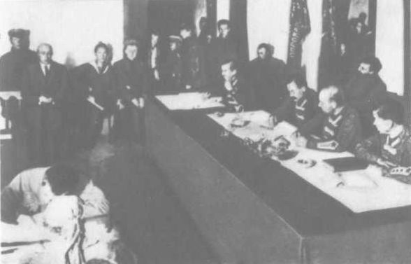 О Вячеславе Менжинском. Воспоминания, очерки, статьи i_028.jpg