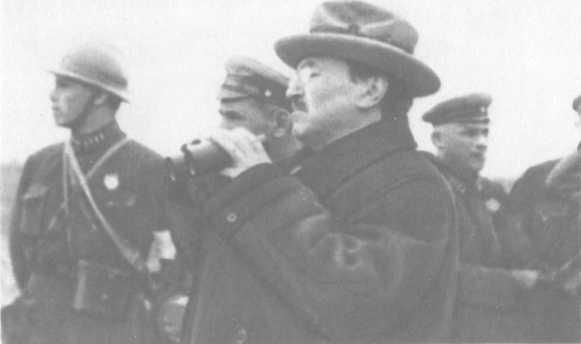 О Вячеславе Менжинском. Воспоминания, очерки, статьи i_032.jpg