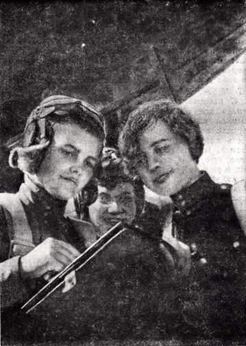 Девчонки на войне i_006.jpg