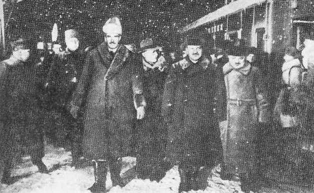 Страницы дипломатической истории i_003.jpg
