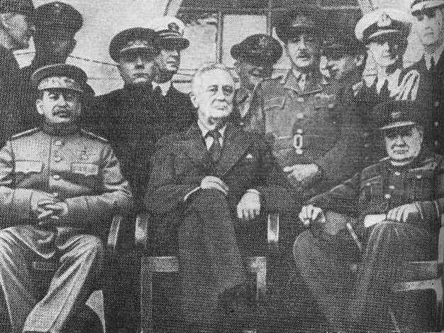 Страницы дипломатической истории i_007.jpg