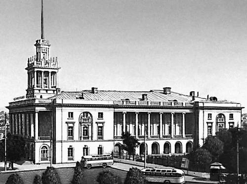 Большая Советская Энциклопедия (СЕ) i010-001-264249297.jpg