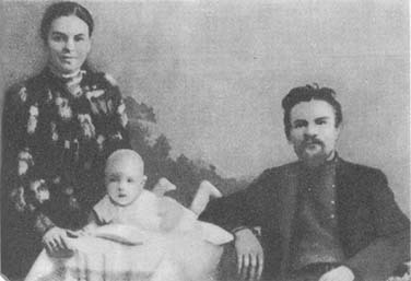 Михаил Иванович Калинин. Краткая биография (с илл.) i_009.jpg