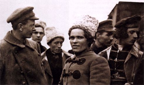 Троцкий и Махно i_018.jpg