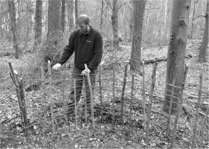 The Complete Survival Shelters Handbook: A Step-by-Step Guide to Building Life-saving Structures for Every Climate and Wilderness Situation  _67.jpg