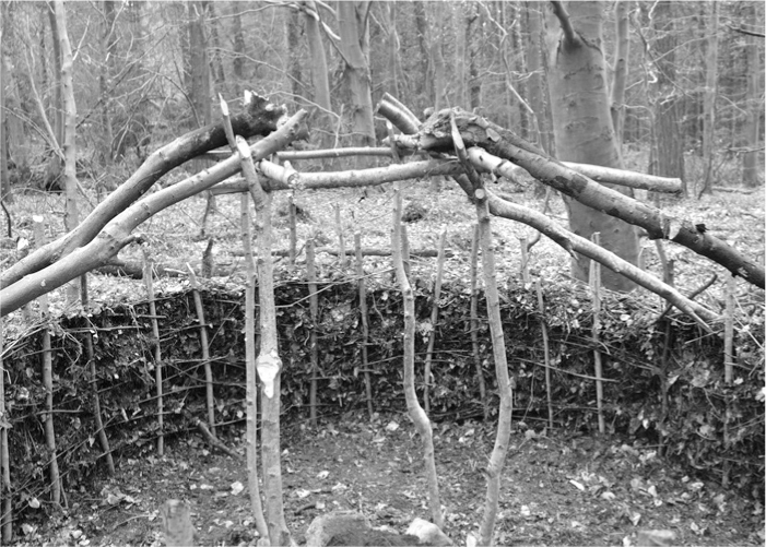 The Complete Survival Shelters Handbook: A Step-by-Step Guide to Building Life-saving Structures for Every Climate and Wilderness Situation  _75.jpg