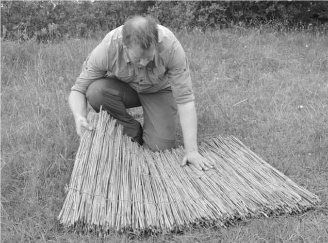 The Complete Survival Shelters Handbook: A Step-by-Step Guide to Building Life-saving Structures for Every Climate and Wilderness Situation  _129.jpg