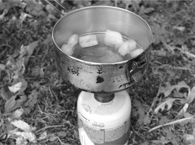 The Complete Survival Shelters Handbook: A Step-by-Step Guide to Building Life-saving Structures for Every Climate and Wilderness Situation  _136.jpg