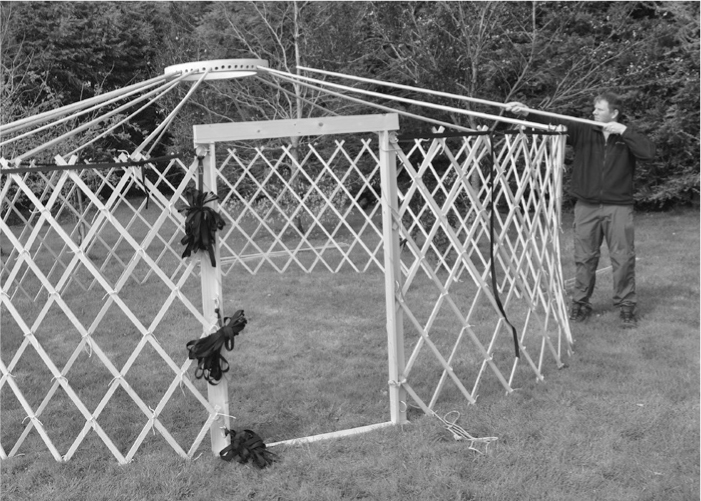 The Complete Survival Shelters Handbook: A Step-by-Step Guide to Building Life-saving Structures for Every Climate and Wilderness Situation  _257.jpg