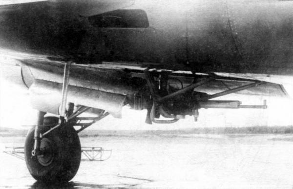 Дальний бомбардировщик Ер-2 i_083.jpg